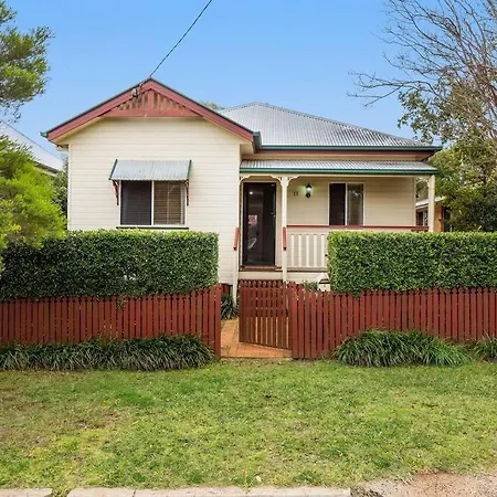 Cottage On Kent Toowoomba Exterior photo